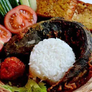 Nasi Pecel Lele