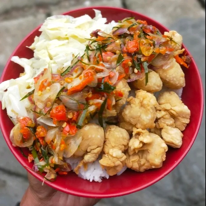 Nasi ayam sambal matah
